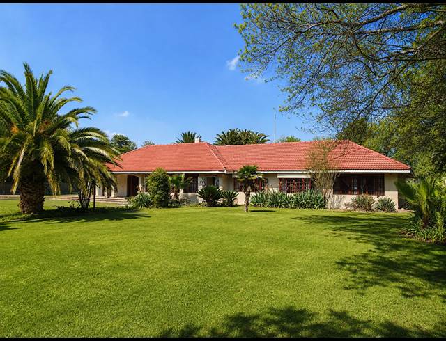 4 BEDROOM HOUSE FOR SALE IN THREE RIVERS